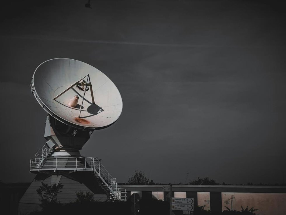 Antena parabólica