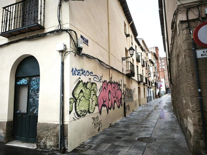 Archivo - Calle Hospital Viejo de Logroño