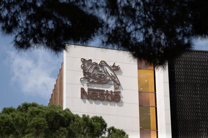 Archivo - Fachada de la sede de Nestlé España 