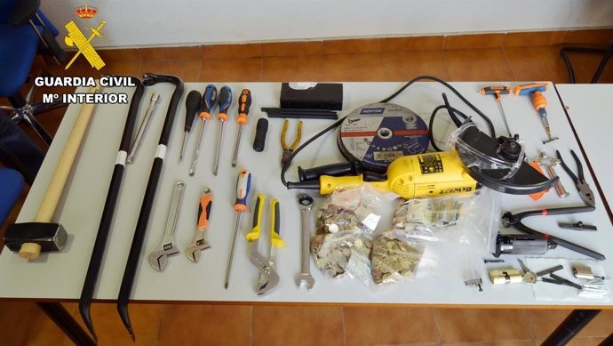Guardia Civil desmantela en Fortuna un grupo delictivo que robaba en comercios