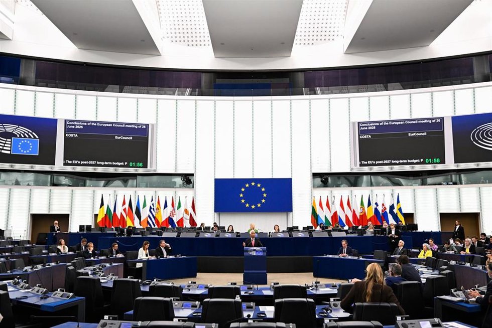 Archivo - Vista general del hemiciclo del Parlamento Europeo en su sede de Estrasburgo (Francia) durante un debate con el presidente del Consejo Europeo, António Costa.