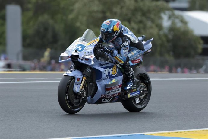 Archivo - Alex Marquez (Ducati) durante un Gran Premio del Mundial de Motociclismo 2025