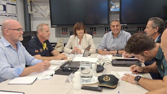 La consellera de Presidencia, Coordinación de la Acción de Gobierno y Cooperación Local, Antònia Maria Estarellas, en la evaluación de los PEMU.