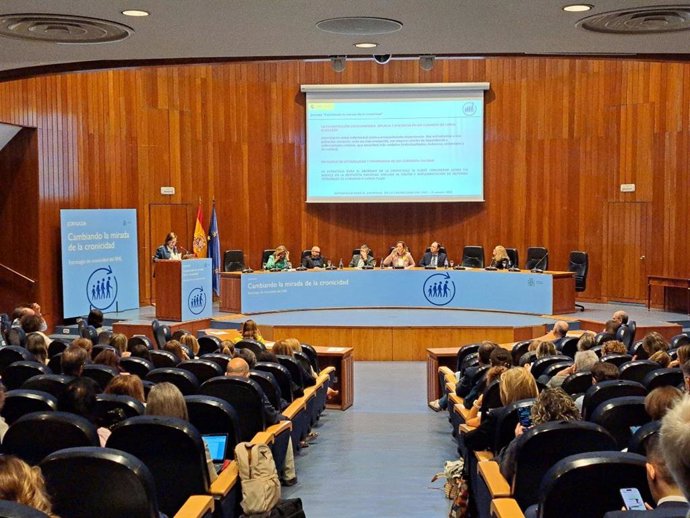 Archivo - Arquivo - Quase 55% da população espanhola com mais de 15 anos de idade tem uma doença crônica, de acordo com um relatório do Ministério da Saúde da Espanha.