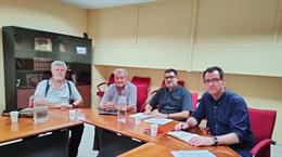 El secretario de Salud Laboral de UGT Andalucía, Pablo Sánchez Villegas, en la reunión con los representantes de Avida.