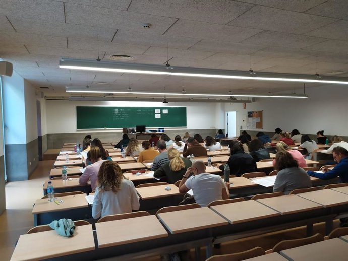 Archivo - La Junta creará una comisión para "alinear y coordinar" las convocatorias de empleo público en Andalucía