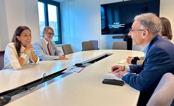 La consellera de Hacienda y Economía, Ruth Merino, en una reunión en Bruselas