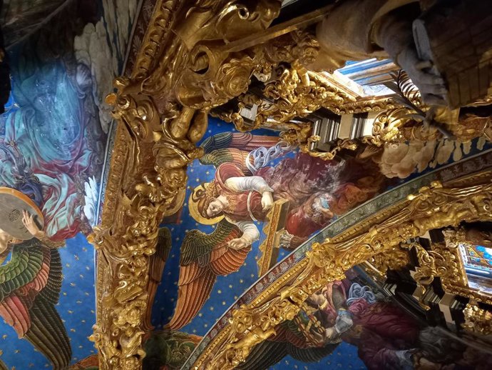 Cultura apoya la restauración exterior del ábside de la Catedral de Valencia para proteger las pinturas de los ángeles músicos de las humedades