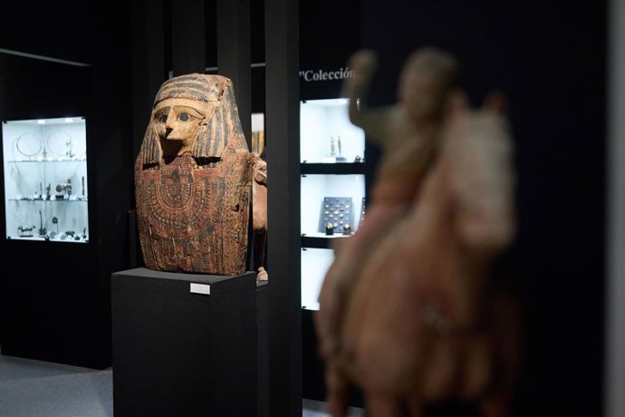 Archivo - Una de las obras expuestas en Feriarte 2024, en IFEMA Madrid, a 23 de noviembre de 2024, en Madrid (España). 