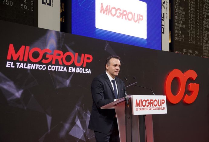 Archivo - El presidente de Miogroup, Yago Arbeloa, tras la salida a bolsa de la consultora, que cotiza en BME Growth desde este jueves, 15 de junio.