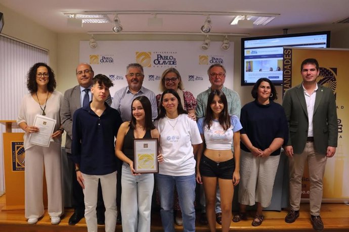 El IES de Llerena de Badajoz, ganador del XI Premio Humanitas de la UPO para Jóvenes Investigadores