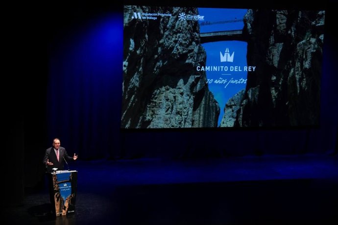 El consejero de Turismo y Andalucía Exterior de la Junta de Andalucía, Arturo Bernal, en su intervención en el del documental 'El espíritu del Caminito'.