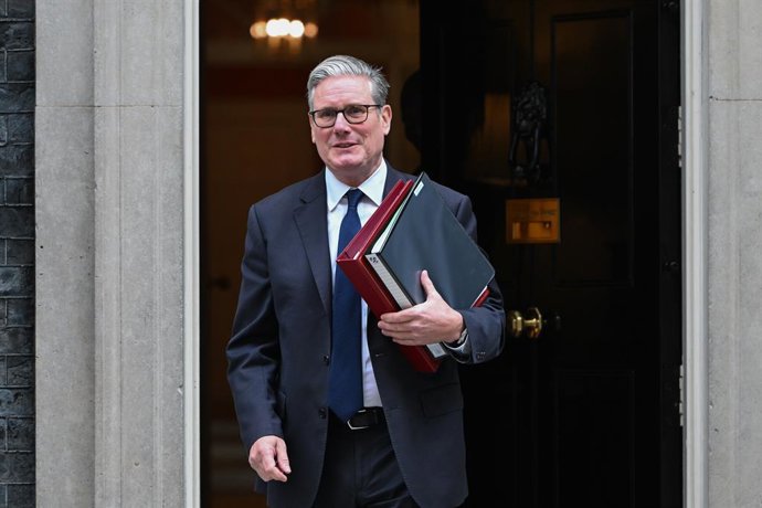 October 15, 2025, London, England, United Kingdom: British Prime Minister KEIR STARMER leaves 10 Downing Street to attend Prime Minister's Questions at the House of Commons in London, UK.