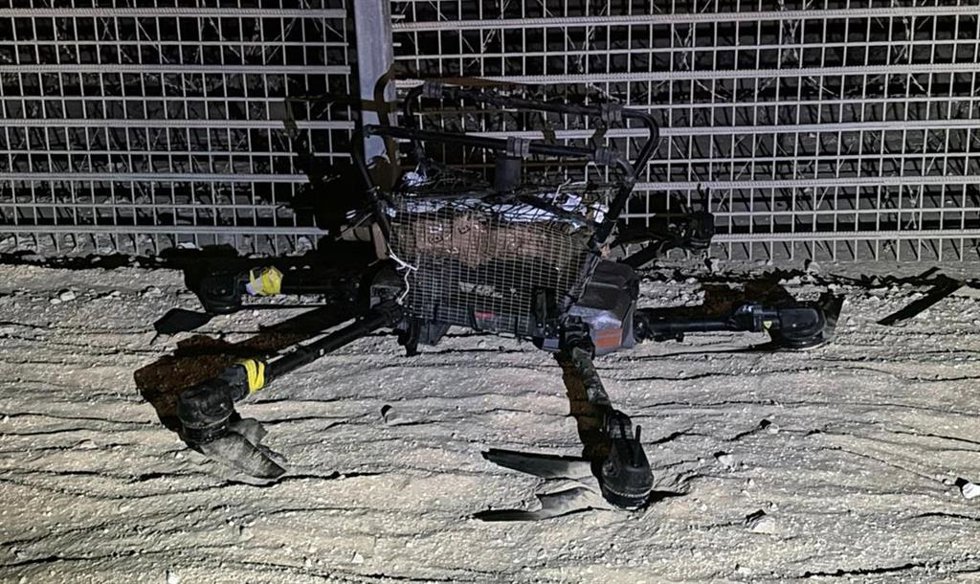 Archivo - Un dron con armas de contrabando interceptado por Israel tras entrar en su territorio desde Egipto