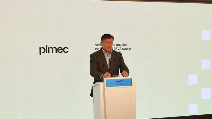 El presidente de Pimec, Antoni Cañete, en una rueda de prensa en la sede de Pimec.