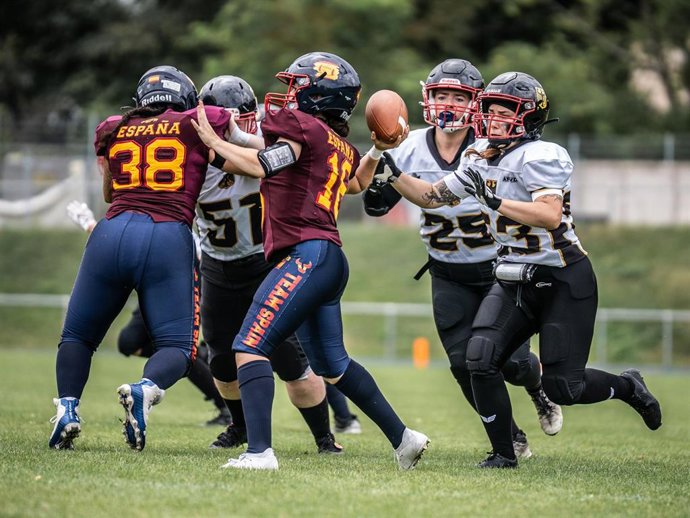 Archivo - Imagen del partido Alemania-España del Europeo Femenino de Fútbol Americano de 2025-2026