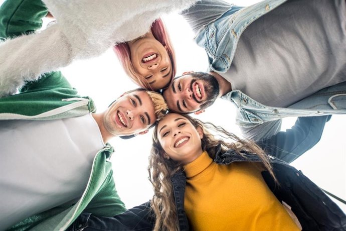 Está previsto que la inversión por cada participante, un mínimo de 220 personas jóvenes y 50 mujeres jóvenes, pueda ascender a alrededor de 26.000 euros.