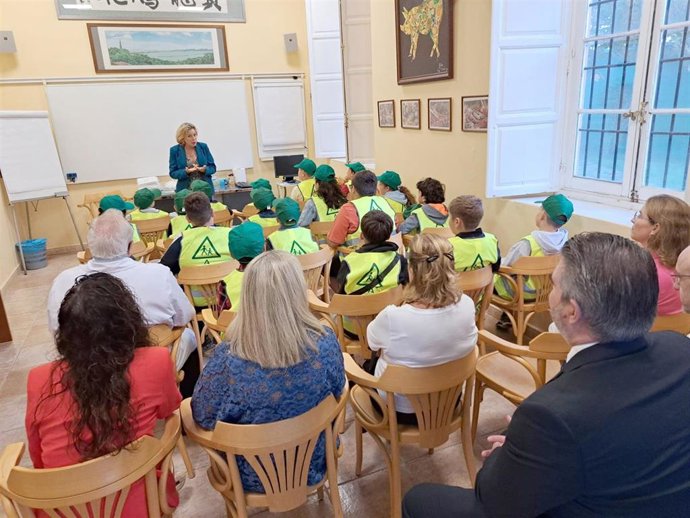 La delegada territorial de Empleo, Empresa y Trabajo Autónomo de la Junta de Andalucía en Málaga, Carmen Sánchez Sierra, ha asistido este viernes a la primera celebración en la provincia del programa 'Segurit@ Empresa'.