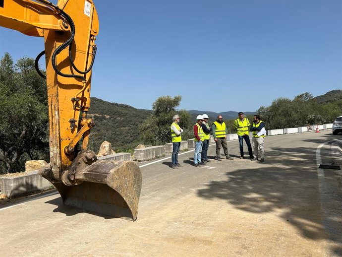 Obras en la carretera de Puerto Gali.