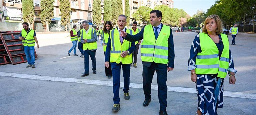El presidente de la Diputación de Ciudad Real, Miguel Ángel Valverde, y el alcalde de Puertollano, Miguel Ángel Ruiz.