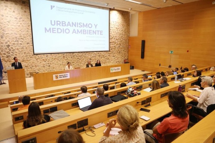 Inauguración de las jornadas de 'delitos en la gestión municipal'