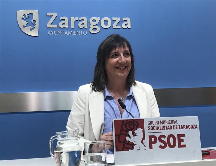 La portavoz del grupo municipal del PSOE, Lola Ranera