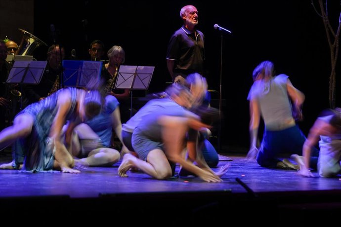 Archivo - Bailarines en el Teatre Principal de València. Imagen de archivo.