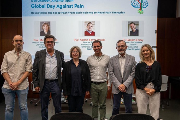 Da esquerda para a direita: Jorge Fernández, Félix Viana, Michaela Kress, Edward Emery, Antonio Ferrer-Montiel e Elvira de la Peña.