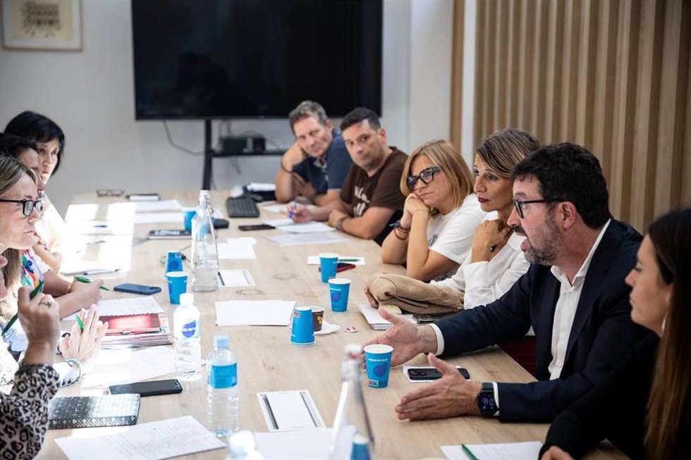 Reunión de representantes de las asociaciones mayoritarias de víctimas de la dana han trasladado a la vicepresidenta segunda del Gobierno y ministra de Trabajo y Economía Social, Yolanda Díaz.