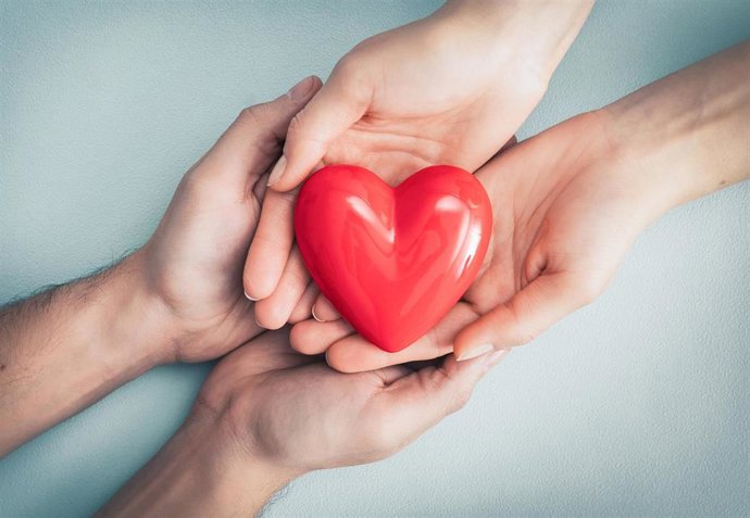 Archivo - Donación de corazón.