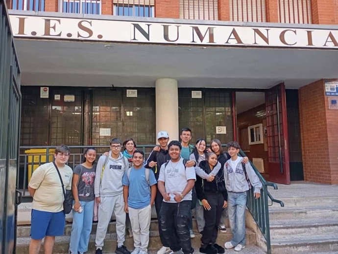 Alumnos del IES Numancia en Puente de Vallecas