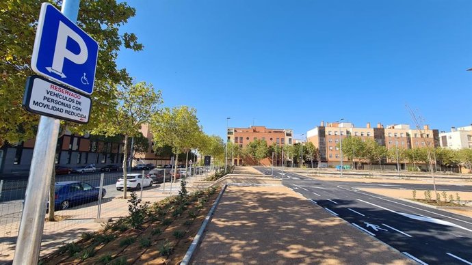El Ayuntamiento de Salamanca habilita 214 plazas de estacionamiento en un nuevo aparcamiento gratuito en el barrio El Zurguén