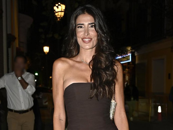 Lidia Torrent llega al Palacio de Santoña para asistir a la V edición de la gala benéfica ELLE x Hope, a 16 de octubre de 2025, en Madrid (España).