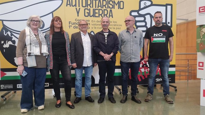 O embaixador palestino na Espanha, Husni Abdel Wahed, participa do congresso da CCOO em Gijón.