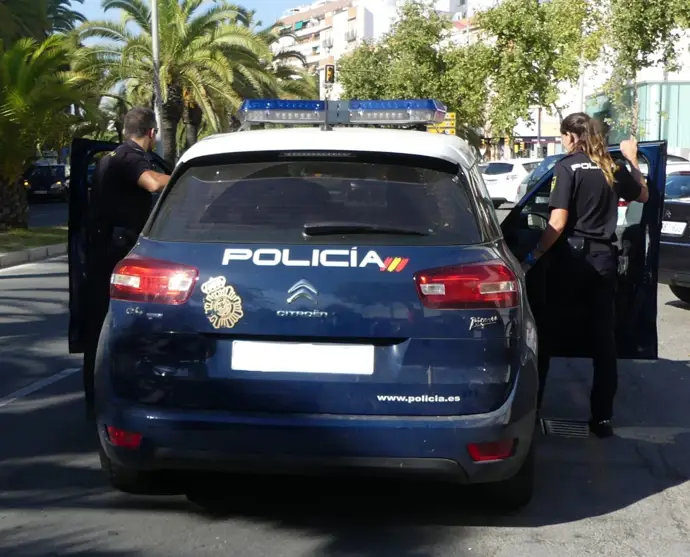 Imagen de una patrulla de la Policía Nacional de Huelva.
