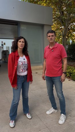 La secretaria general de la FSM, Amanda Fernández, y el alcalde de Artà, Manolo Galán.