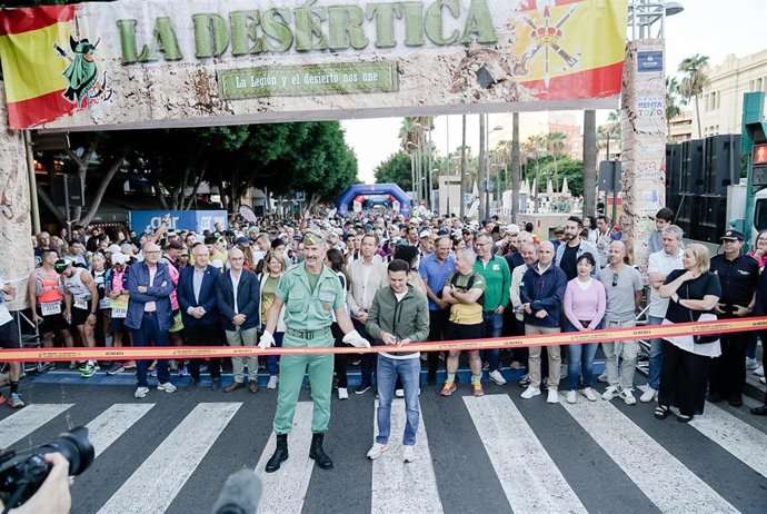 Punto de partida de la carrera La Desértica.