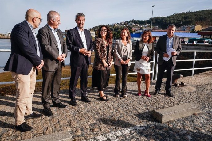 La conselleira do Mar, Marta Villaverde, en Viveiro (Lugo)