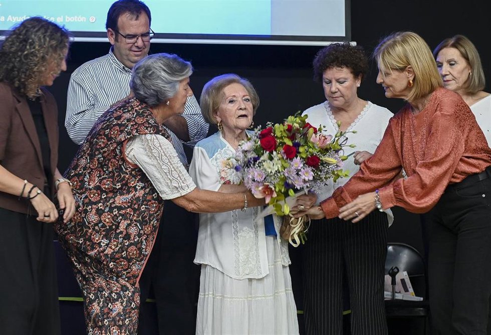 La alcaldesa de Jerez de la Frontera (Cádiz), María José García-Pelayo, en el acto '25 años sembrando en Igualdad' de la Federación de Mujeres Sol Rural.