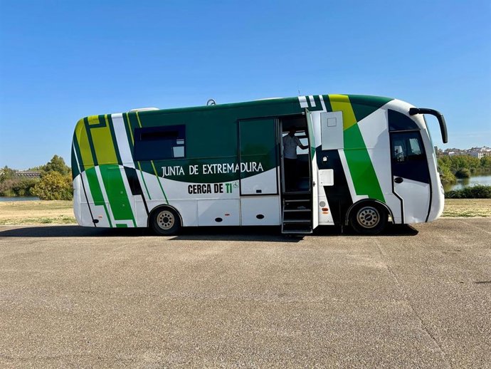 El autobús informativo iniciará su ruta este próximo lunes, 20 de octubre, en Jarilla (Cáceres)