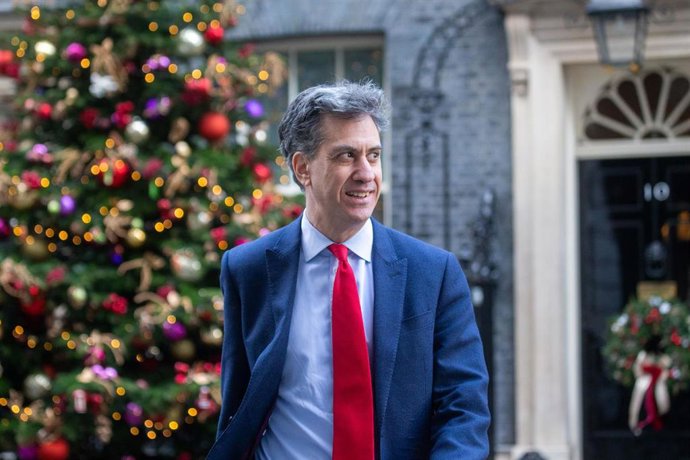 Archivo - El ministro de Energia británico, Ed Miliband