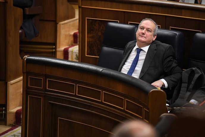 Archivo - El ministro de Industria y Turismo, Jordi Hereu, durante una sesión de control al Gobierno, en el Congreso de los Diputados, a 11 de junio de 2025, en Madrid (España).