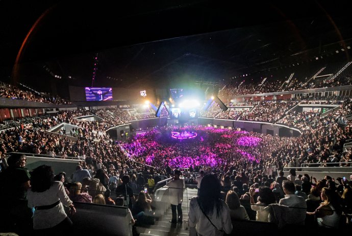Las voces "icónicas" de los 80 se suben al escenario del Roig Arena para celebrar una década "dorada" del pop