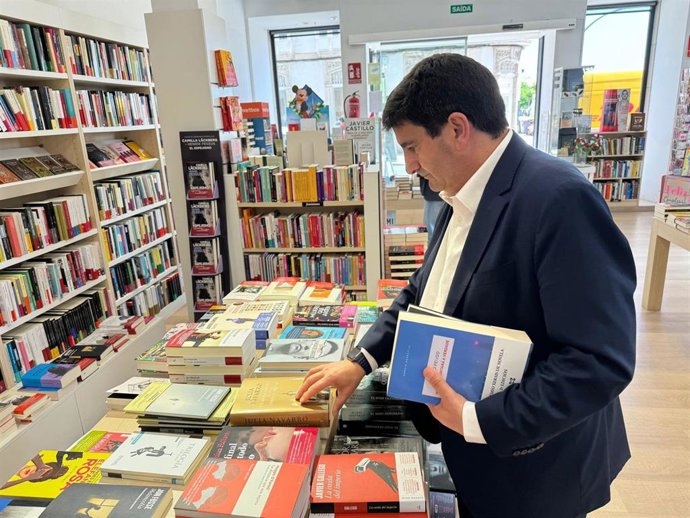 El delegado del Gobierno en Galicia, Pedro Blanco.