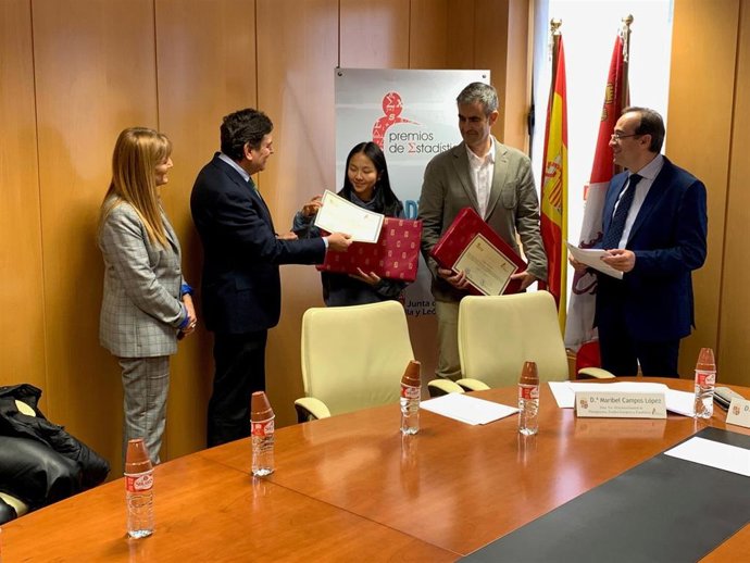 Equipo del IES Gil y Carrasco, ganador de la mención internacional.