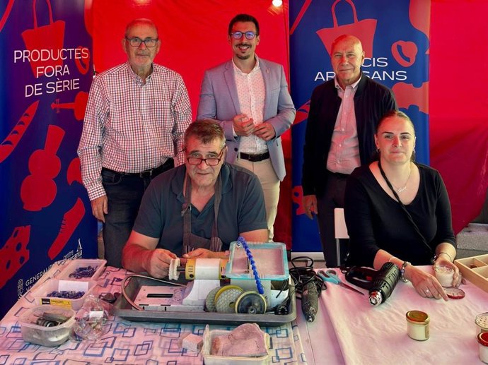La Fira d'Artesania 'Les Aules' despide una edición con gran afluencia de público y más de 20 expositores
