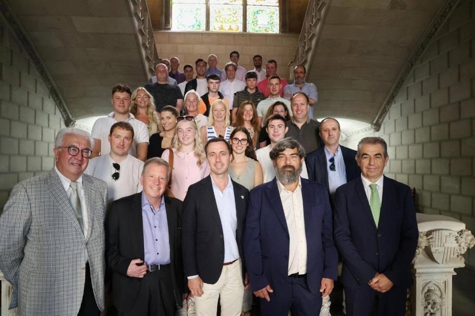 El Consell de Mallorca recibe a una delegación del Campeonato Europeo de Conductores Aprendices