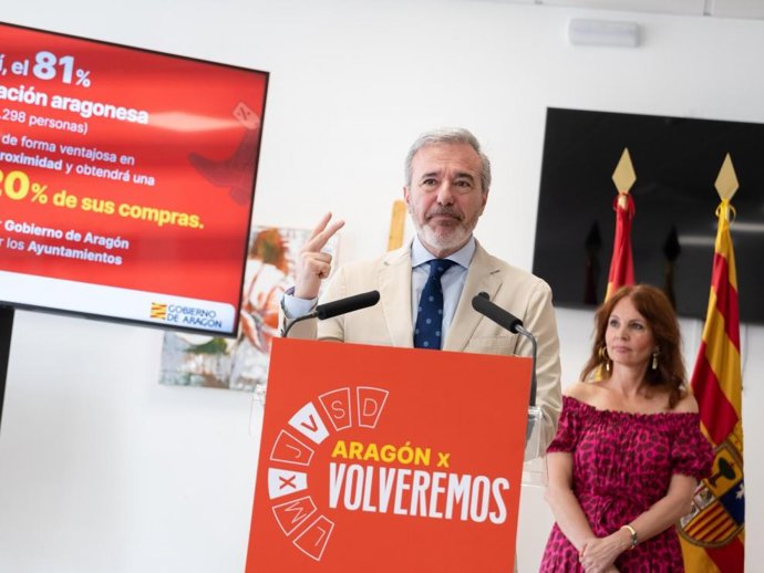 Presentación en Ejea de los Caballeros de la campaña 2025 de Volveremos.