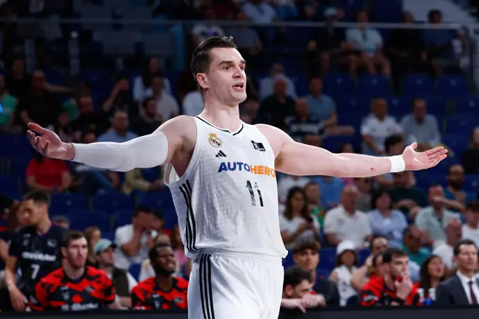 Archivo - Mario Hezonja, Real Madrid