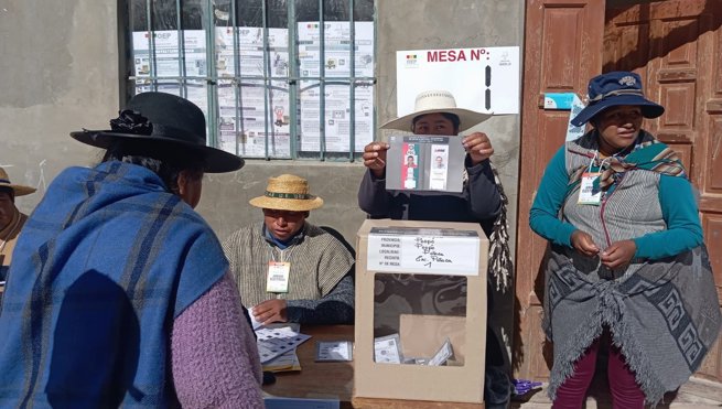 Política